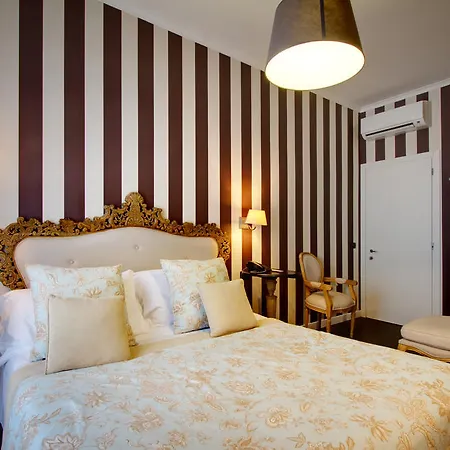 فندق The B Place 3*