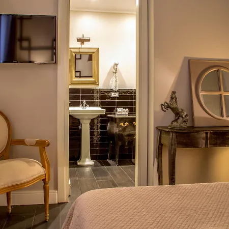 Otel The B Place 3*