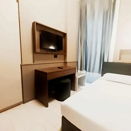 Hotel The B Place Rome