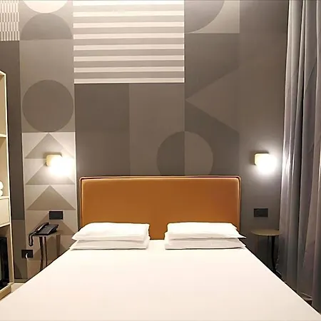 The B Place Hotel
