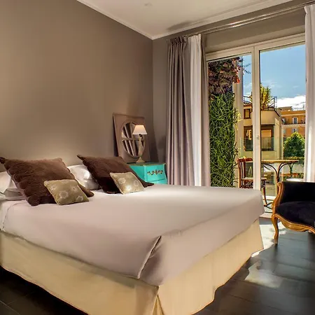 Otel The B Place Roma