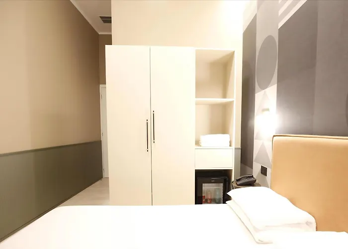 Hotel The B Place 3*